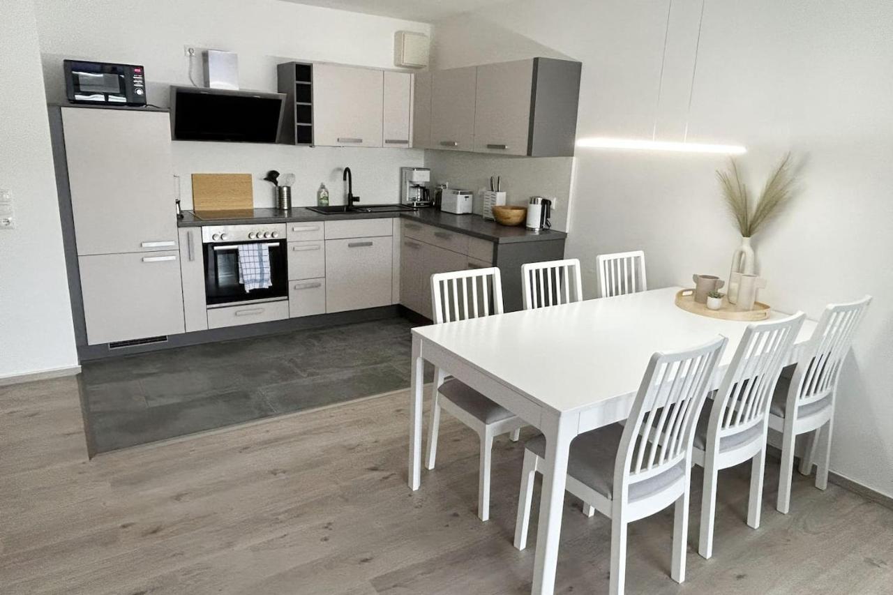 Ferienwohnung An Der Messe *Inkl. Garage* 에르푸르트 외부 사진